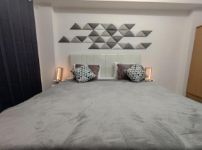 Pakuwon Mall Orchard ComFy New Apartemen with Wifi